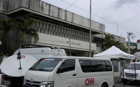 Olongapo Hall Of Justice .